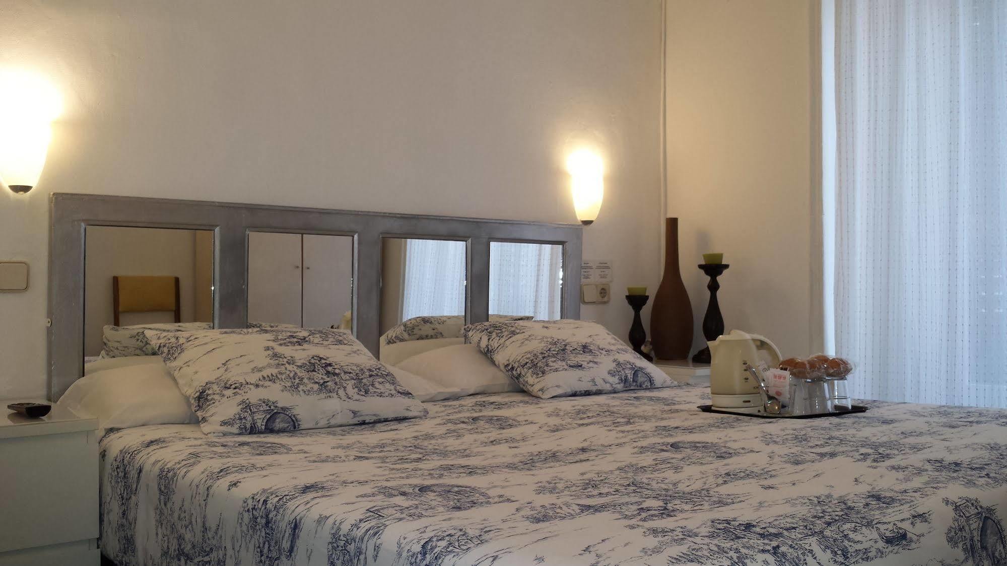 Guest house Casa Chueca 2*